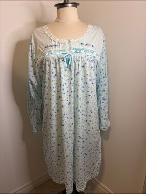 Vintage PINK LABEL Light Blue Floral Sleep Dress Lace Trim Ribbon SIZE MEDIUM